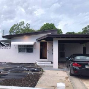 florida-rental-facade-4674