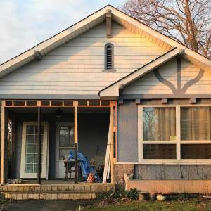 enclosed-porch-photo